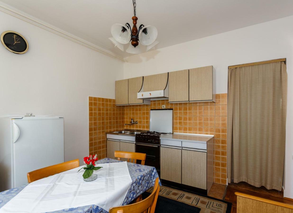 Apartmani Jelica 克尔克 外观 照片