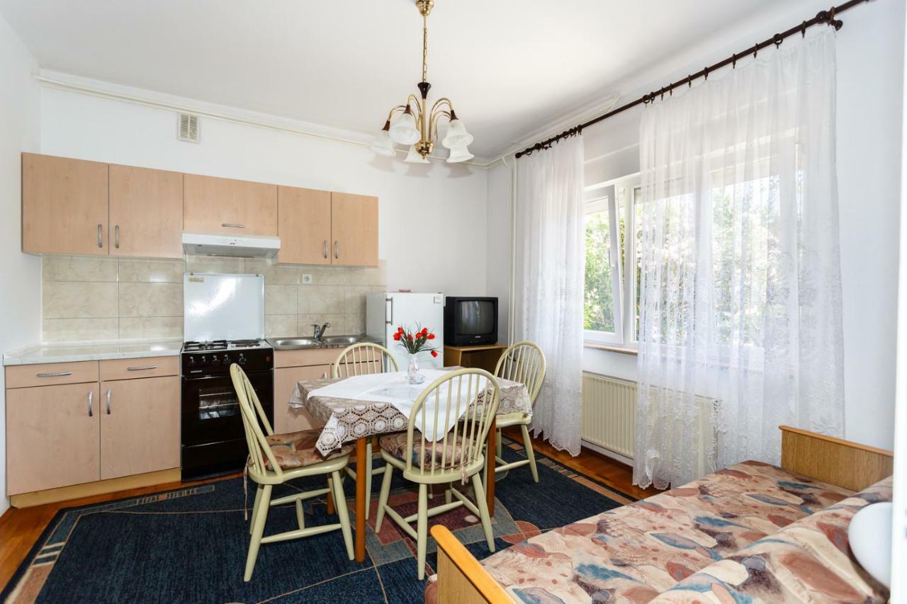 Apartmani Jelica 克尔克 外观 照片